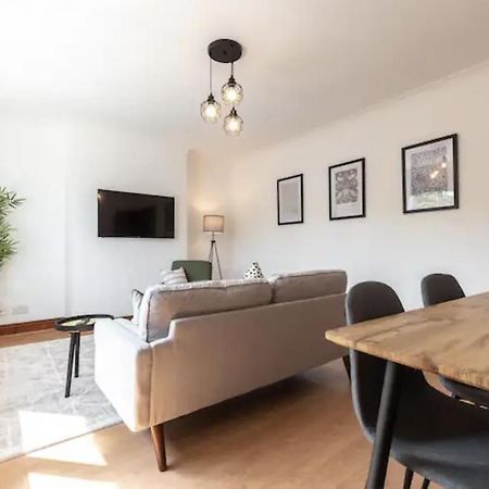 Metropolitan - 2 Bed, Private Parking Apartment, Great Commercial Home From Home Stay! Southampton Extérieur photo