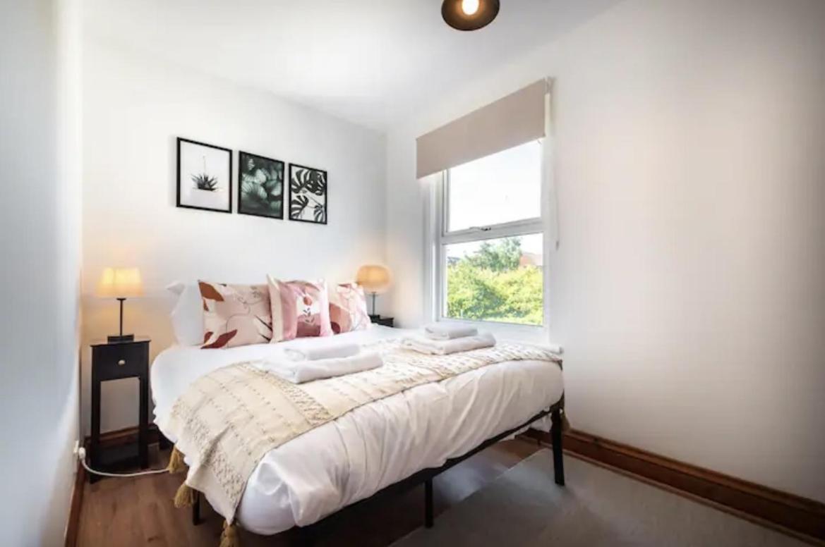 Metropolitan - 2 Bed, Private Parking Apartment, Great Commercial Home From Home Stay! Southampton Extérieur photo