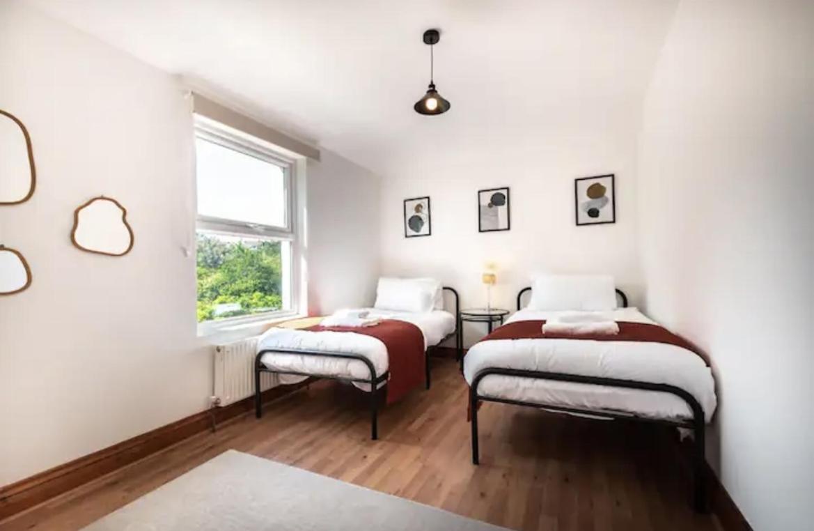 Metropolitan - 2 Bed, Private Parking Apartment, Great Commercial Home From Home Stay! Southampton Extérieur photo